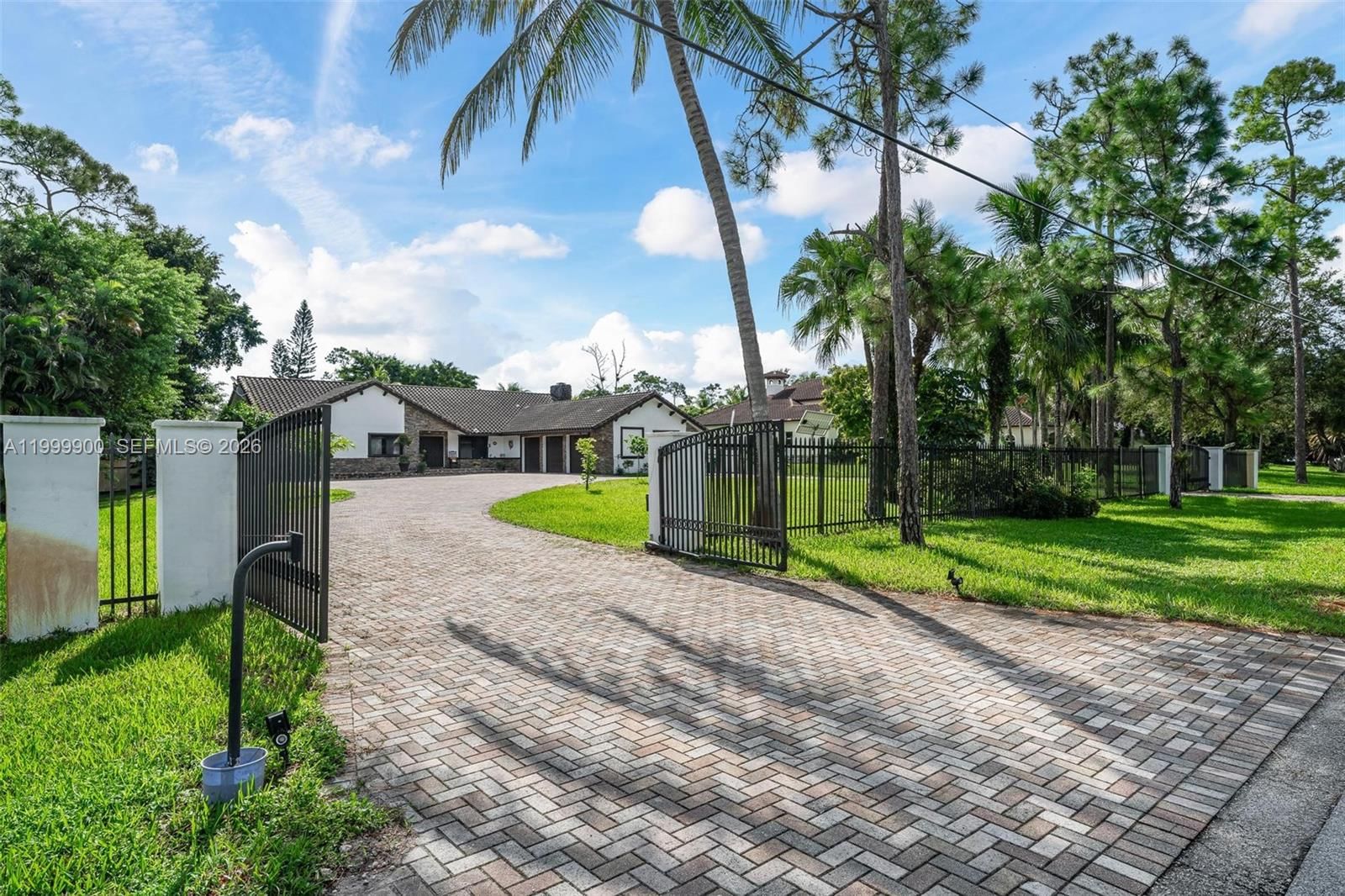 Real estate property located at 6252 65th Ter, Broward, Pine Tree Estates, Parkland, FL