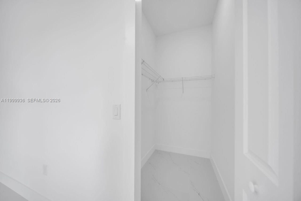 Real estate property located at 3901 3rd ST SW, Lee, Lehigh Acres, Lehigh Acres, FL