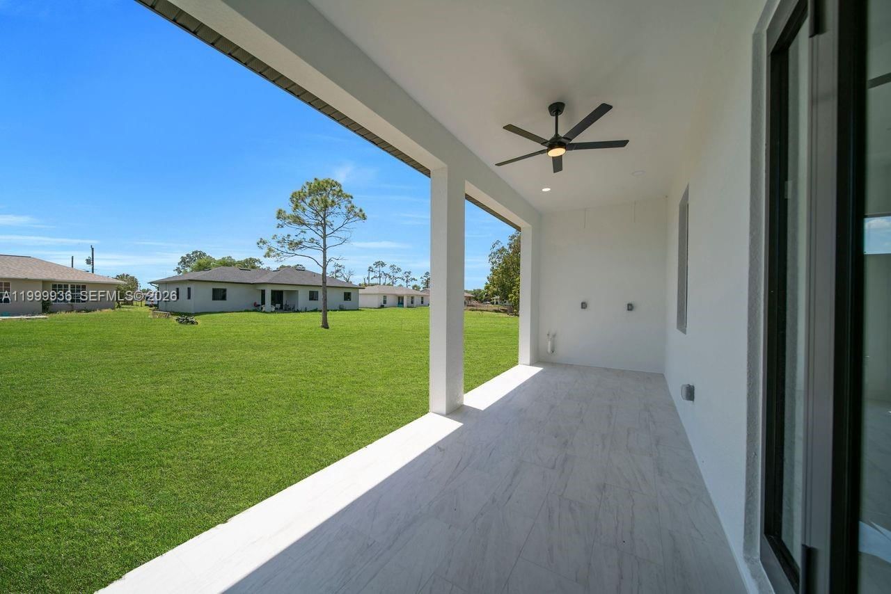 Real estate property located at 3901 3rd ST SW, Lee, Lehigh Acres, Lehigh Acres, FL