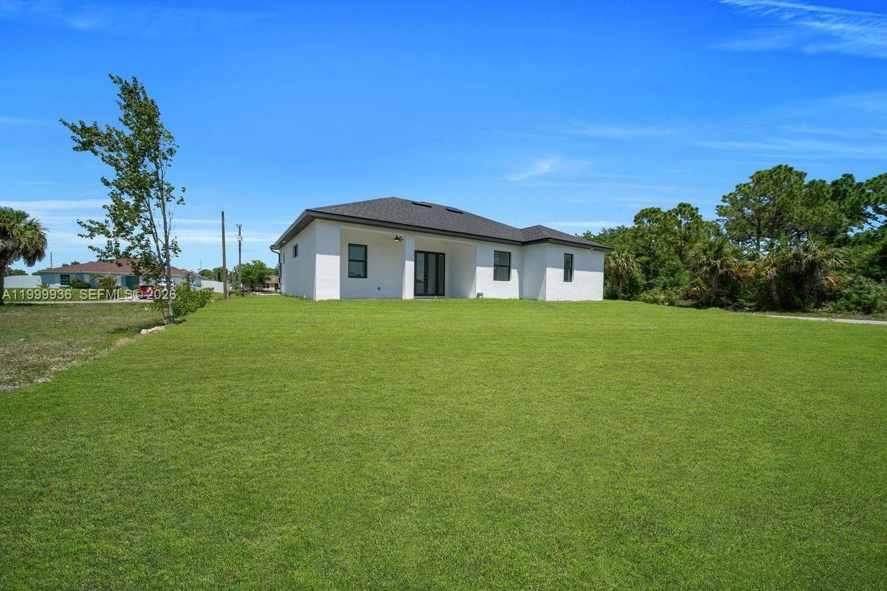 Real estate property located at 3901 3rd ST SW, Lee, Lehigh Acres, Lehigh Acres, FL
