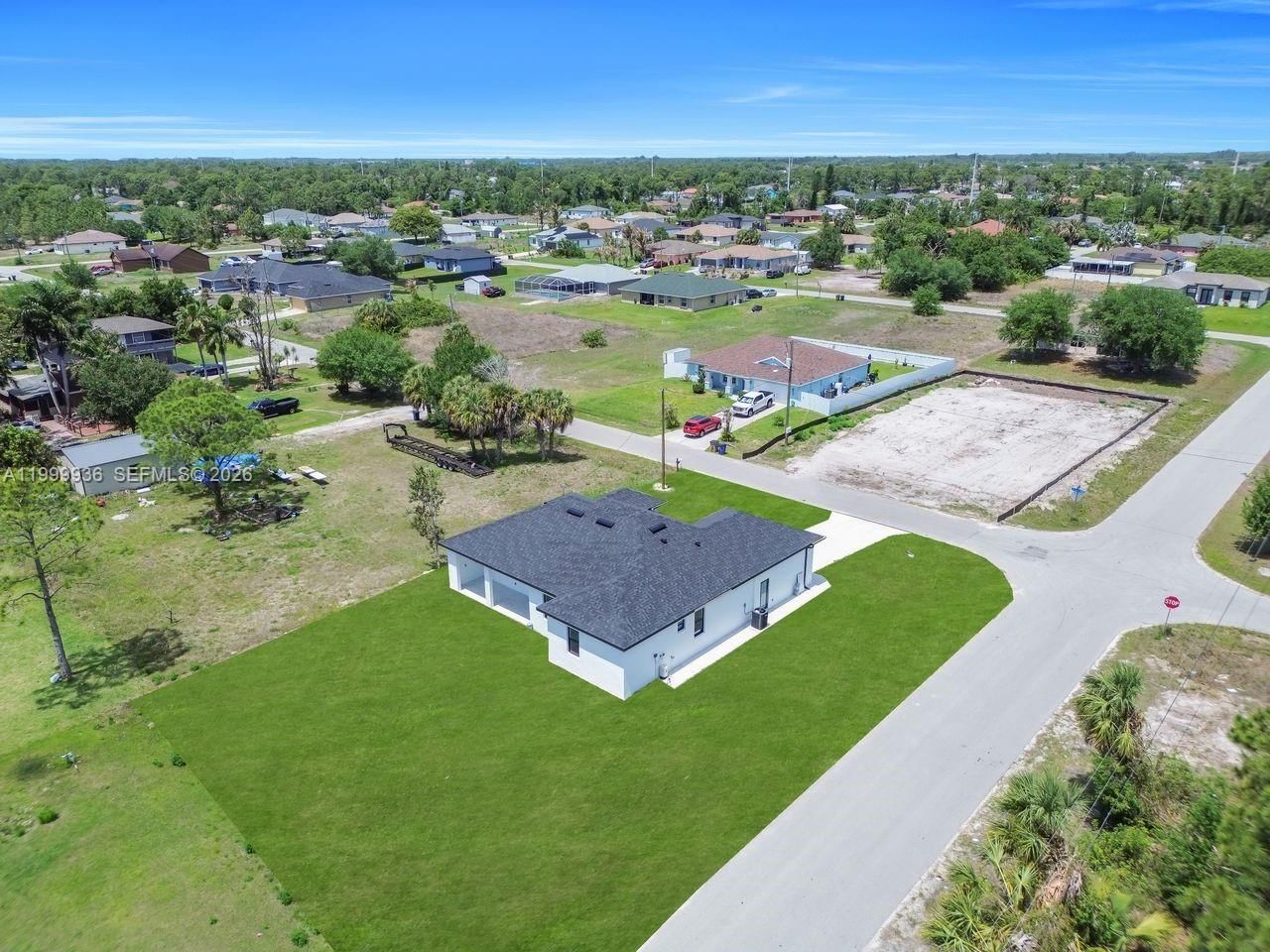 Real estate property located at 3901 3rd ST SW, Lee, Lehigh Acres, Lehigh Acres, FL