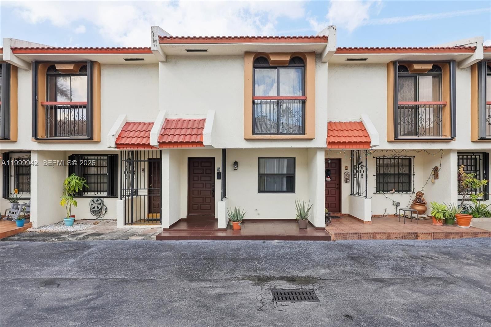 Real estate property located at 8389 8th St, Miami-dade, Toledo Villas Condo, Miami, FL