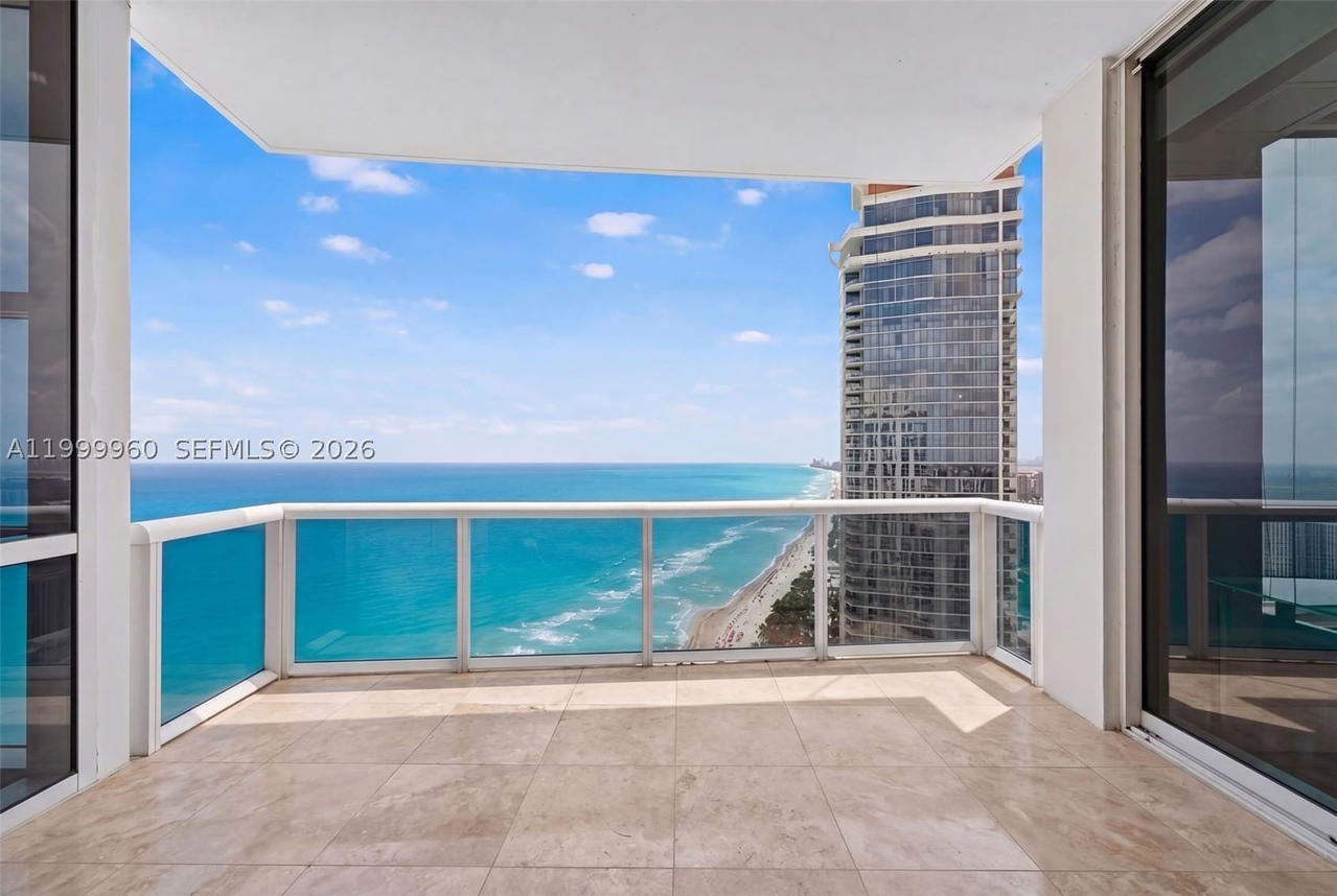 Real estate property located at 18101 Collins Ave #5104, Miami-dade, Trump Palace Condo, Sunny Isles Beach, FL