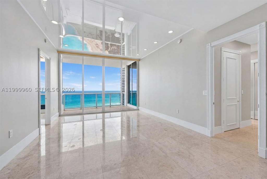 Real estate property located at 18101 Collins Ave #5104, Miami-dade, Trump Palace Condo, Sunny Isles Beach, FL