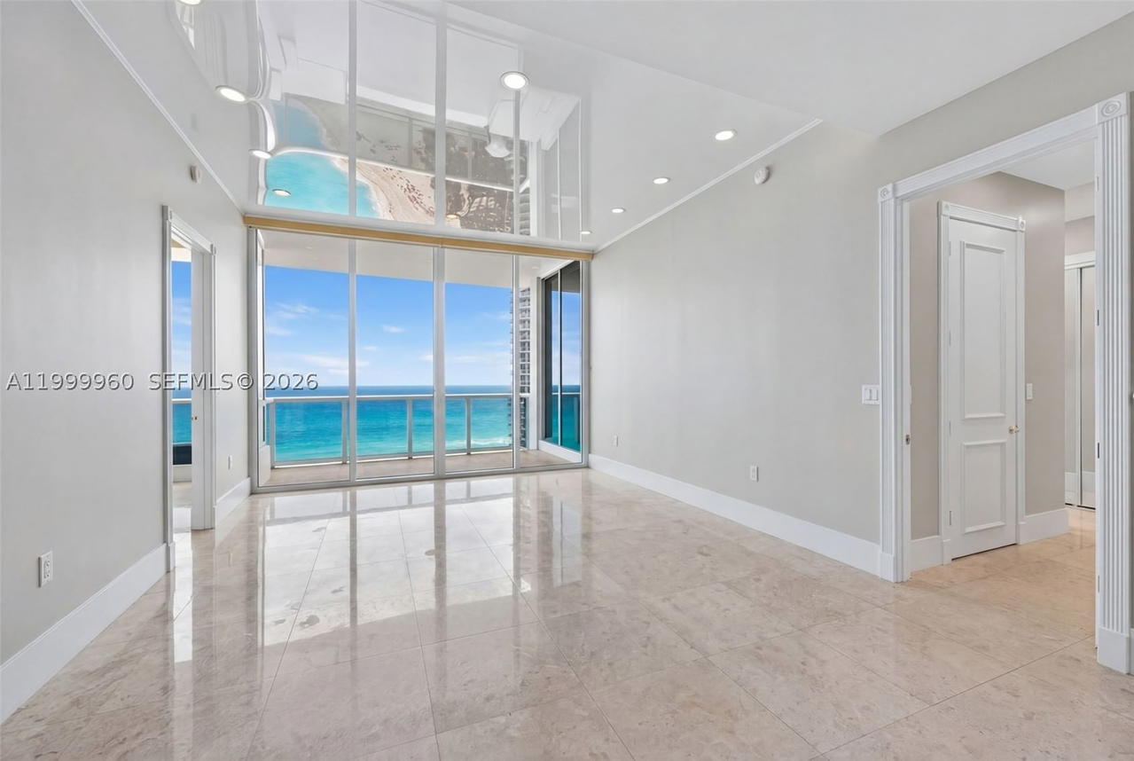 Real estate property located at 18101 Collins Ave #5104, Miami-dade, Trump Palace Condo, Sunny Isles Beach, FL