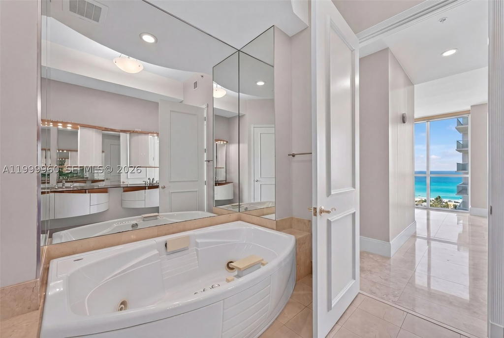 Real estate property located at 18101 Collins Ave #5104, Miami-dade, Trump Palace Condo, Sunny Isles Beach, FL