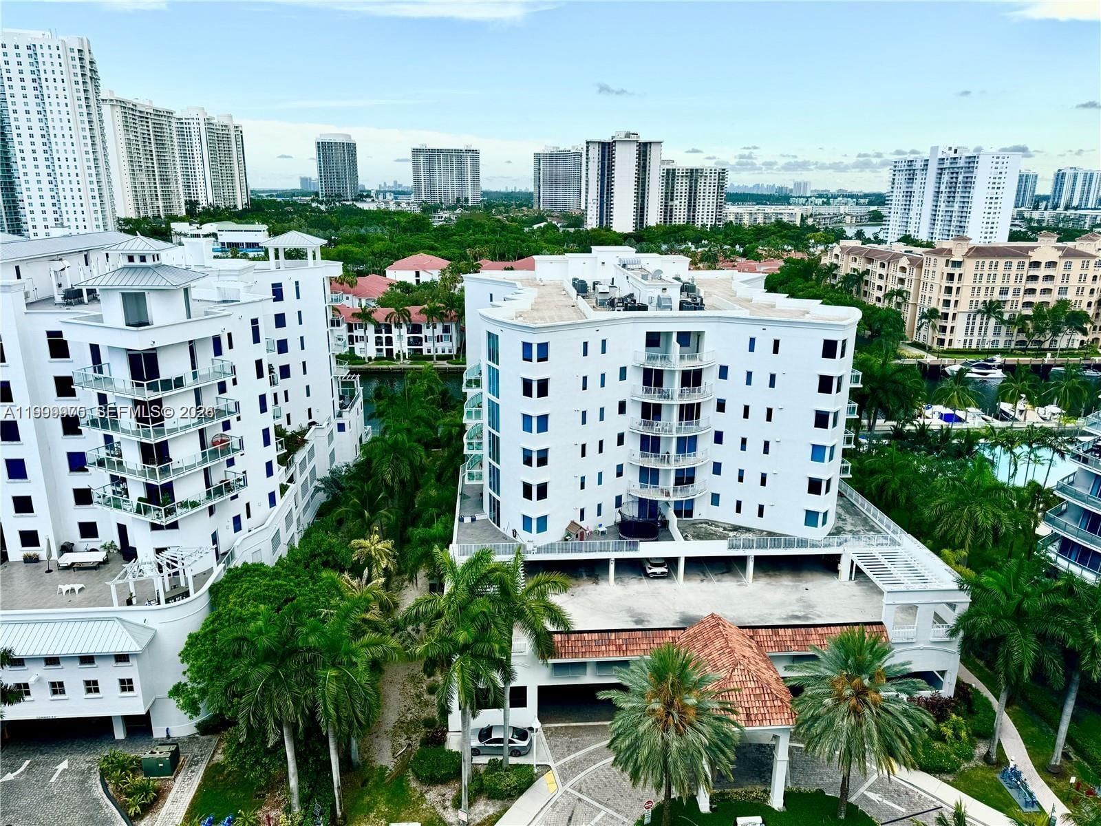 Real estate property located at 3131 188th St #2-1213, Miami-dade, The Atrium At Aventura Co, Aventura, FL