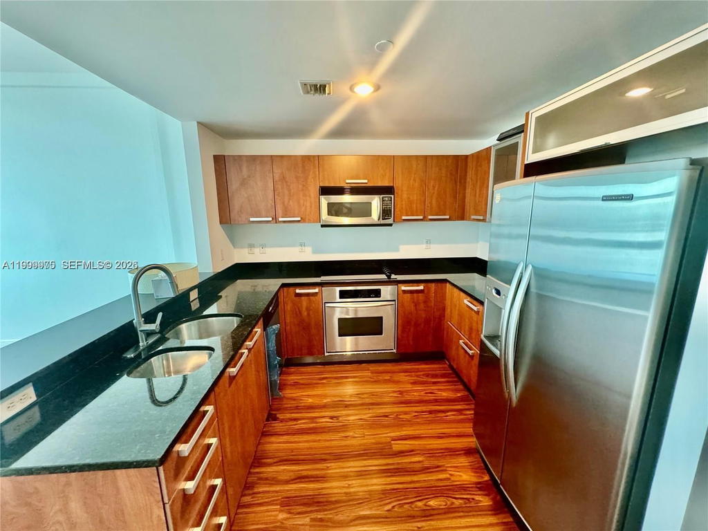 Real estate property located at 3131 188th St #2-1213, Miami-dade, The Atrium At Aventura Co, Aventura, FL