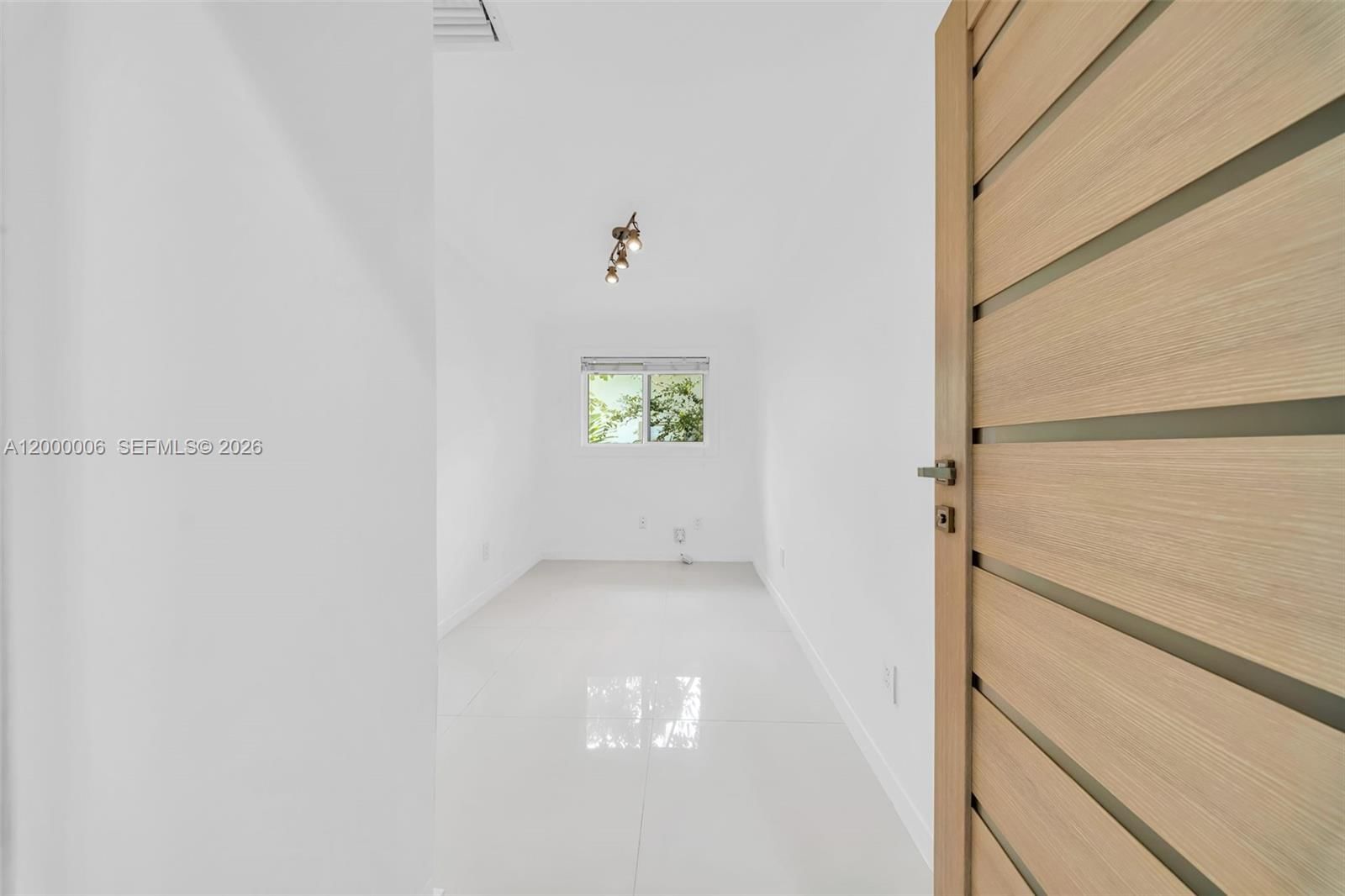 Real estate property located at 1104 85th St, Miami-dade, Shore Acres Amd Pl, Miami, FL