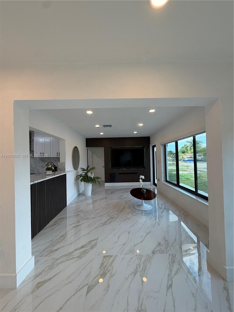 Real estate property located at 750 Carolina Ave, Broward, Melrose Park Section 3, Fort Lauderdale, FL