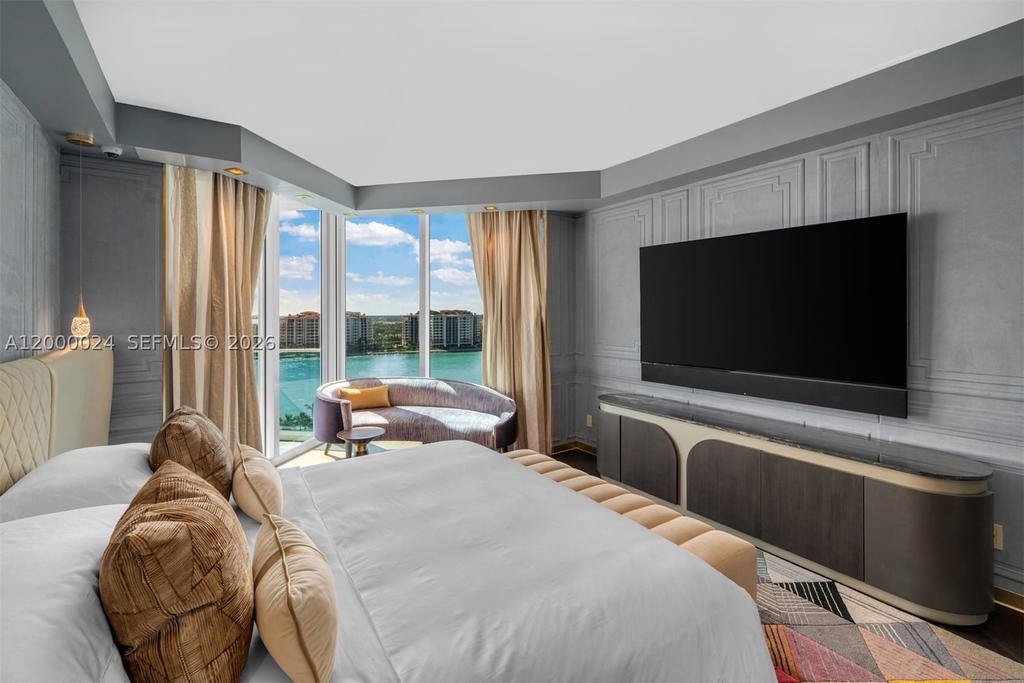 Real estate property located at 300 Pointe Dr #1501, Miami-dade, Portofino Tower Condo, Miami Beach, FL