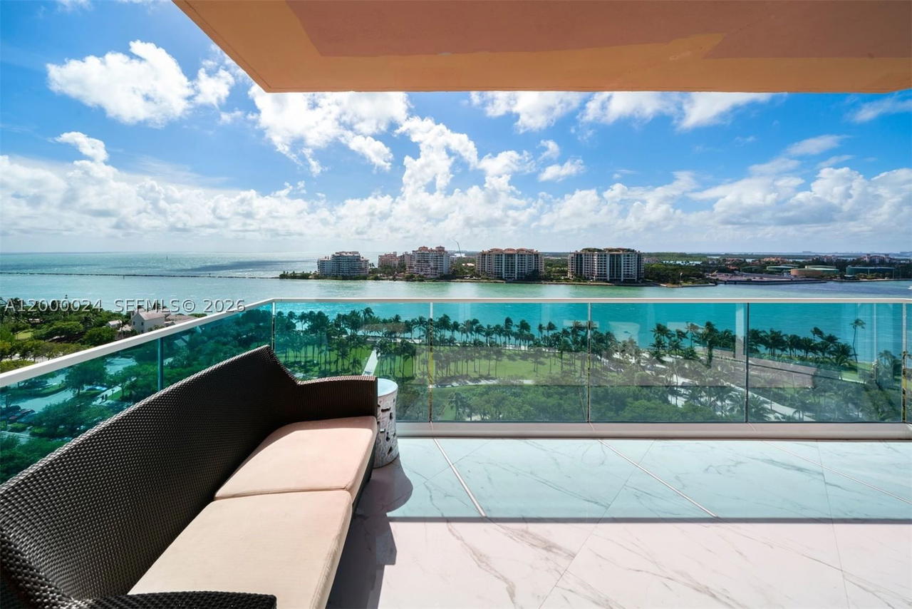 Real estate property located at 300 Pointe Dr #1501, Miami-dade, Portofino Tower Condo, Miami Beach, FL