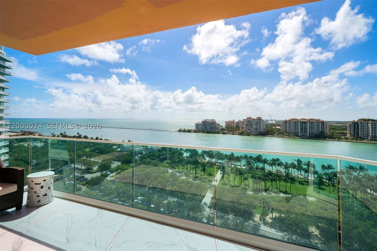 Real estate property located at 300 Pointe Dr #1501, Miami-dade, Portofino Tower Condo, Miami Beach, FL