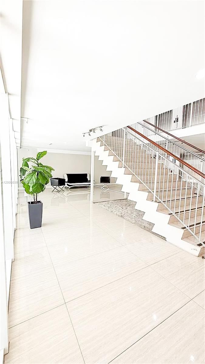 Real estate property located at 601 23rd St #1605, Miami-dade, 23 Biscayne Bay Condo, Miami, FL