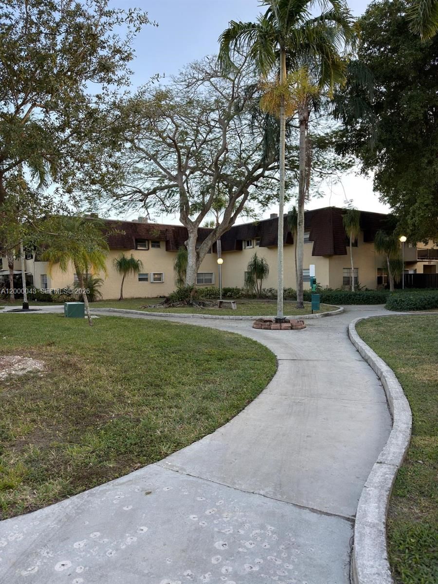 Real estate property located at 9108 137th Ter #16-3, Miami-dade, Heather Walk Condo, Miami, FL