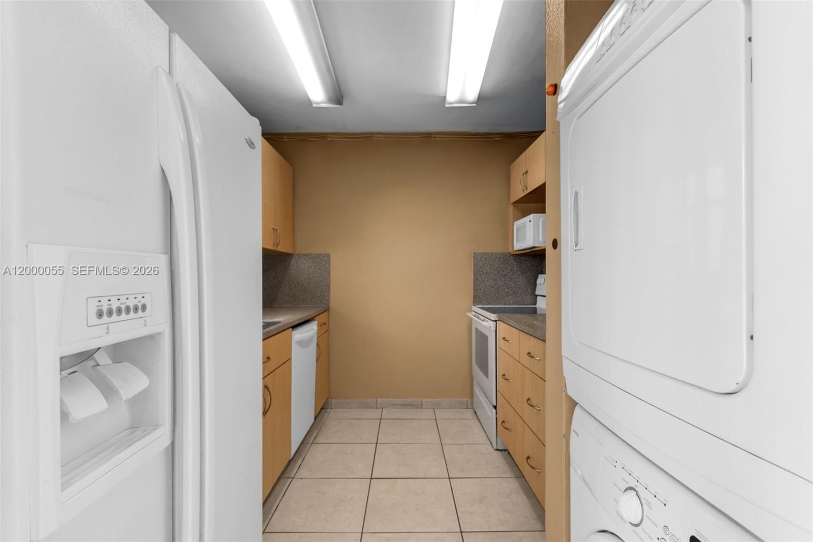 Real estate property located at 3868 107th Ave #5-11, Miami-dade, Chateaubleau Villas Condo, Miami, FL