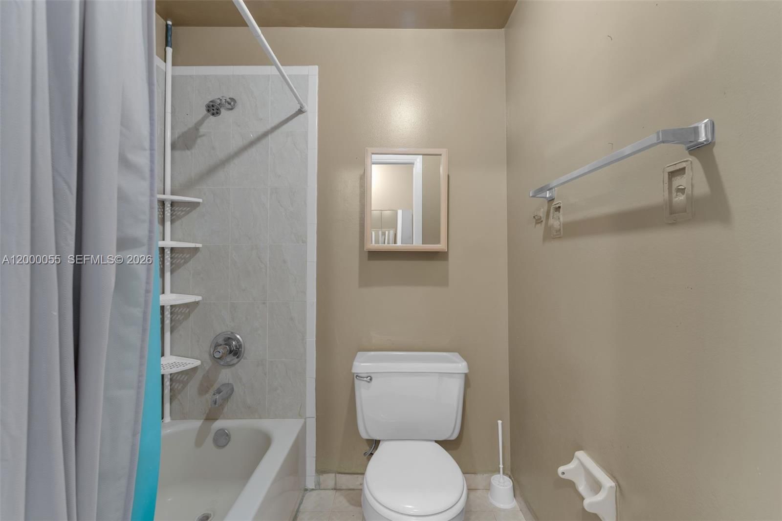 Real estate property located at 3868 107th Ave #5-11, Miami-dade, Chateaubleau Villas Condo, Miami, FL