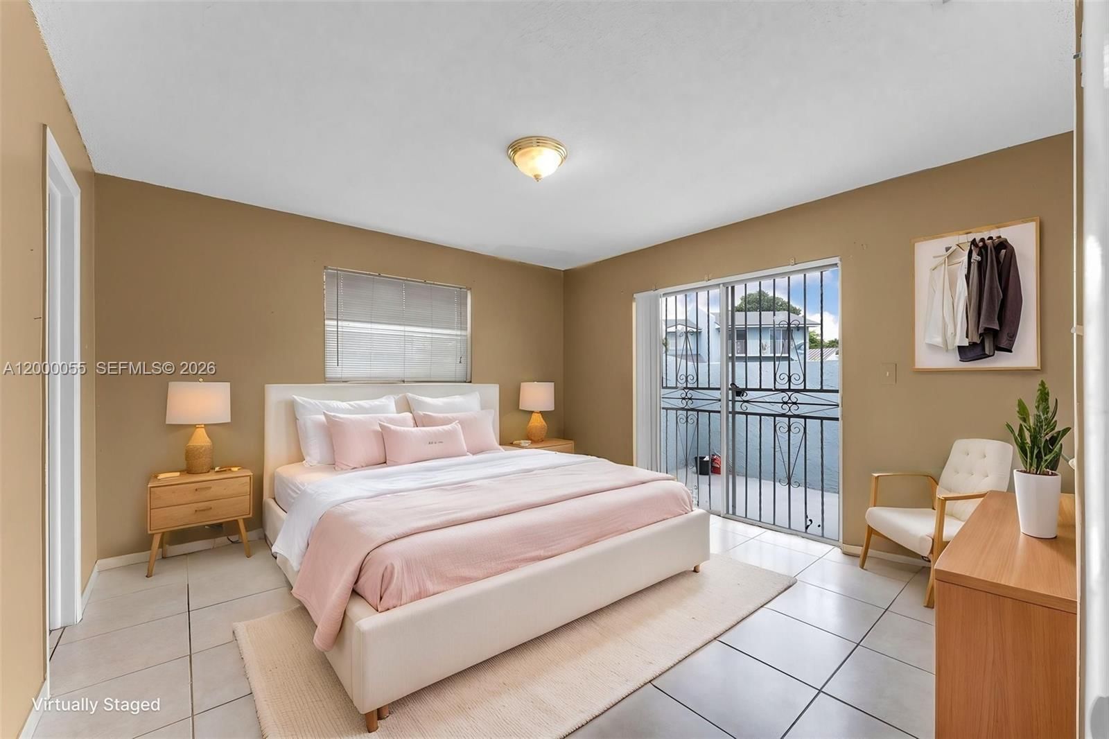 Real estate property located at 3868 107th Ave #5-11, Miami-dade, Chateaubleau Villas Condo, Miami, FL