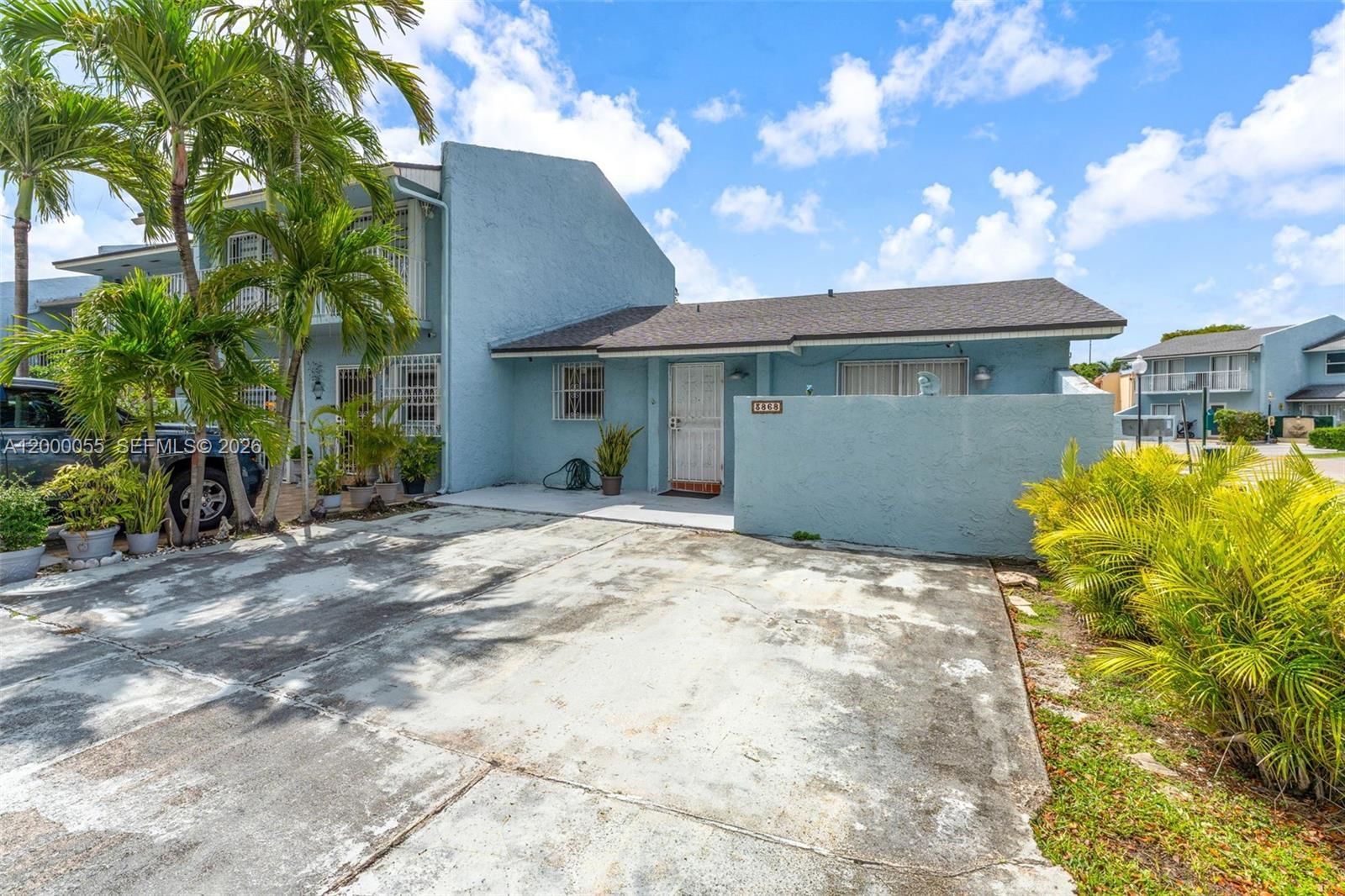 Real estate property located at 3868 107th Ave #5-11, Miami-dade, Chateaubleau Villas Condo, Miami, FL