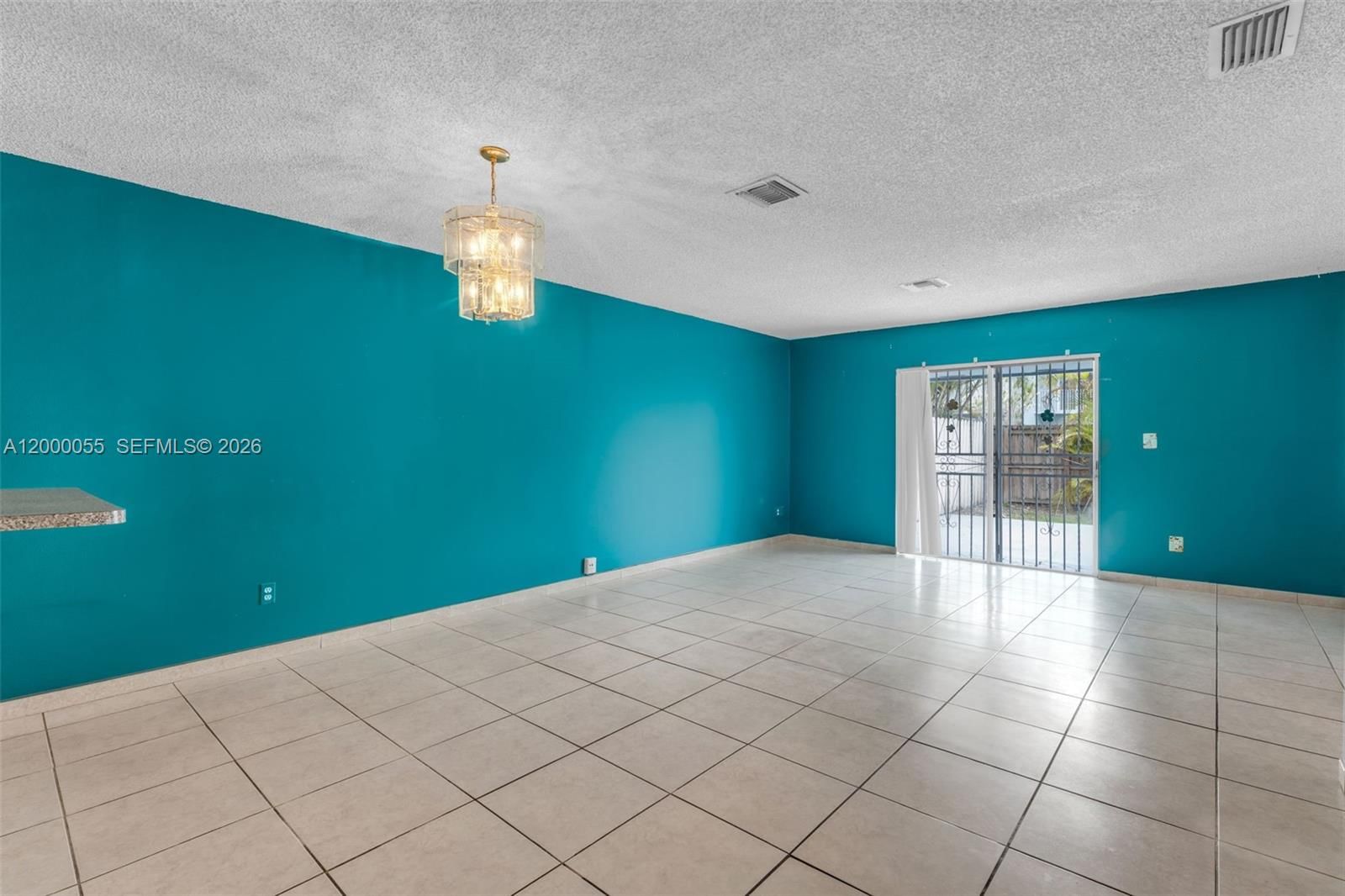 Real estate property located at 3868 107th Ave #5-11, Miami-dade, Chateaubleau Villas Condo, Miami, FL
