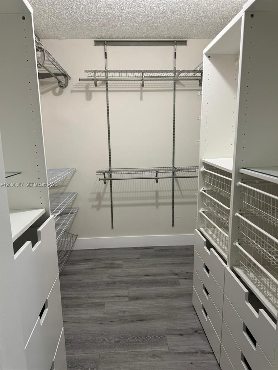 Real estate property located at 14343 97th Ln, Miami-dade, Kendall Center, Miami, FL