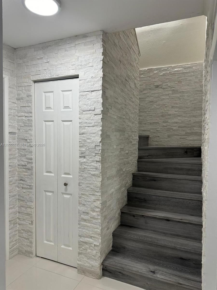 Real estate property located at 14343 97th Ln, Miami-dade, Kendall Center, Miami, FL