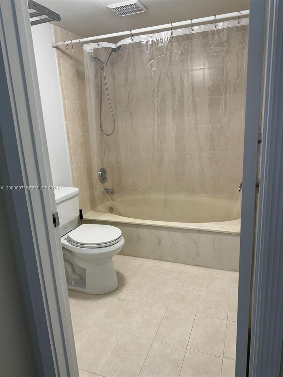 Real estate property located at 14343 97th Ln, Miami-dade, Kendall Center, Miami, FL