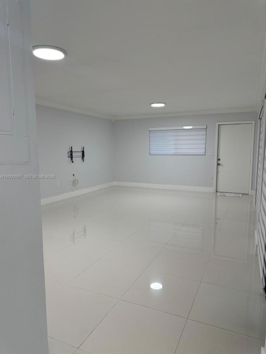 Real estate property located at 14343 97th Ln, Miami-dade, Kendall Center, Miami, FL