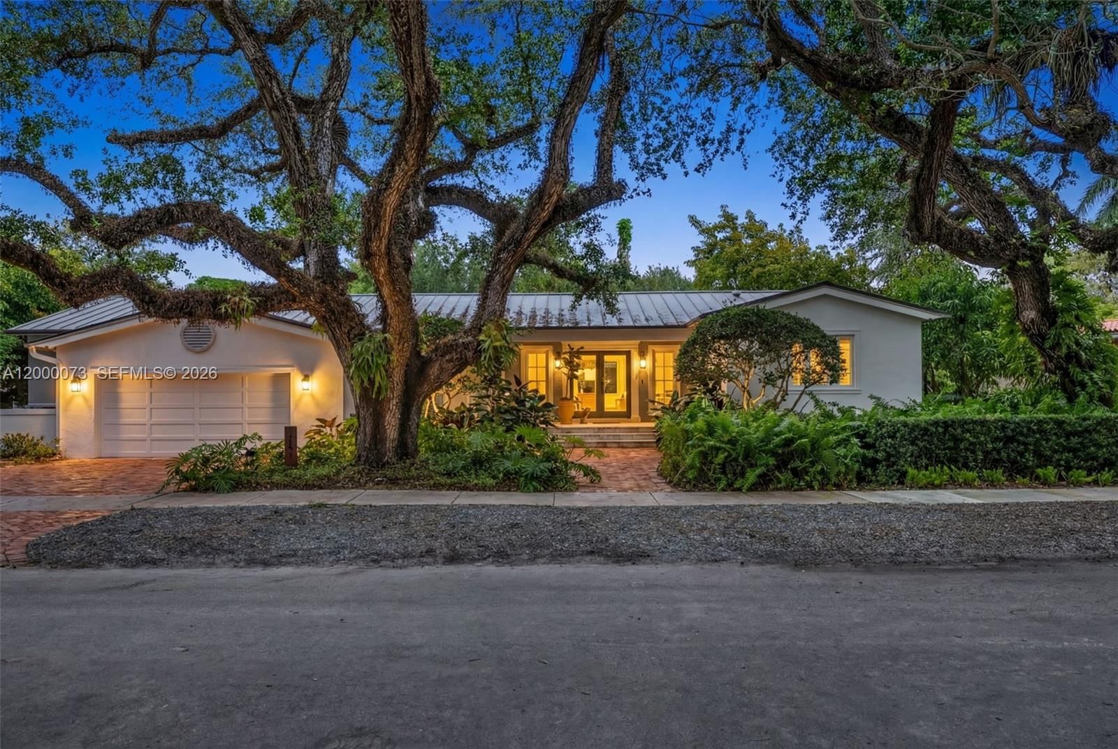 Real estate property located at 731 Calatrava Ave, Miami-dade, C Gables Bisc Bay Sec 1 P, Coral Gables, FL