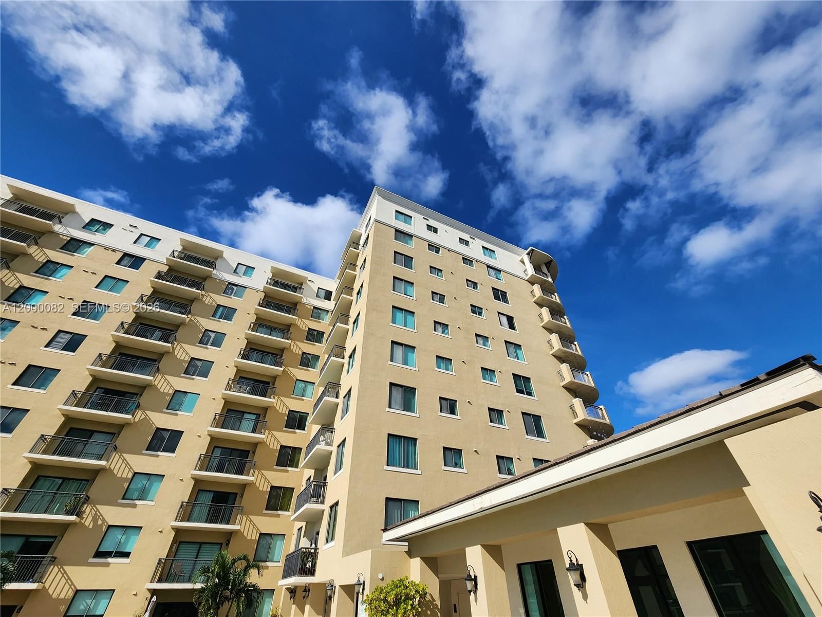 Real estate property located at 4242 2nd St #1202, Miami-dade, Keystone Park Condo, Miami, FL