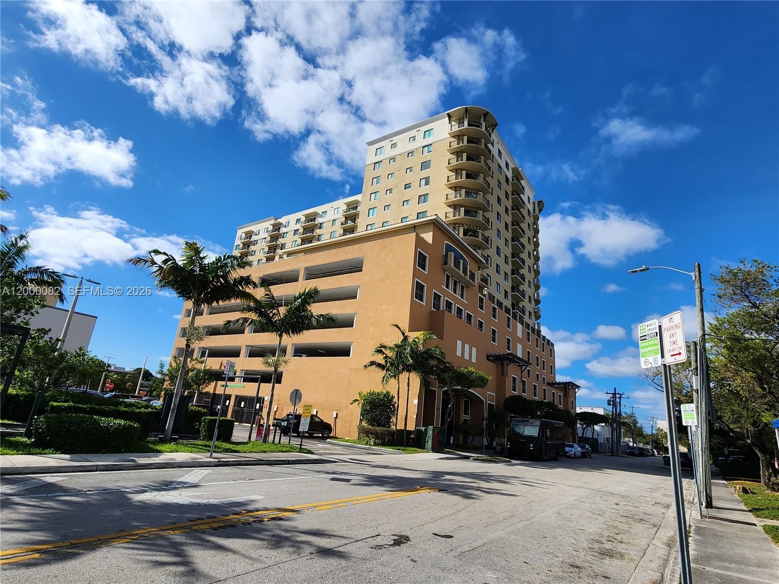 Real estate property located at 4242 2nd St #1202, Miami-dade, Keystone Park Condo, Miami, FL