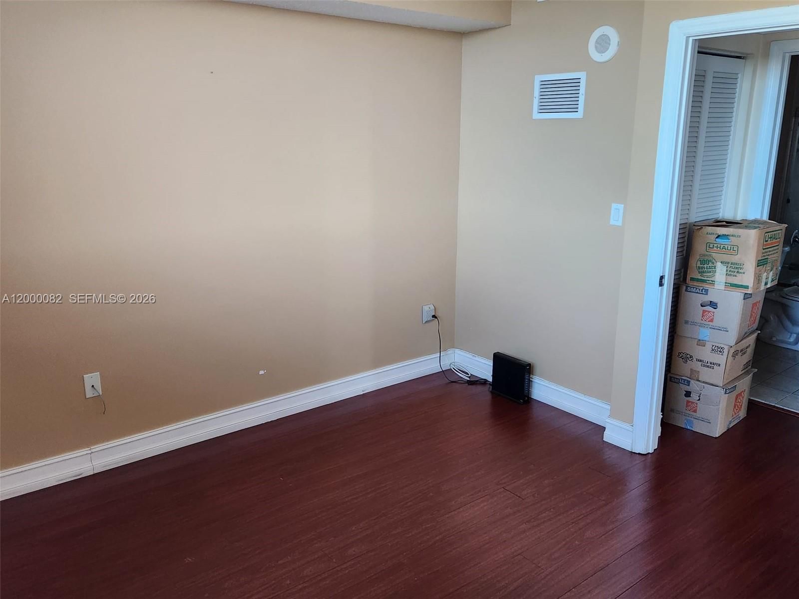 Real estate property located at 4242 2nd St #1202, Miami-dade, Keystone Park Condo, Miami, FL