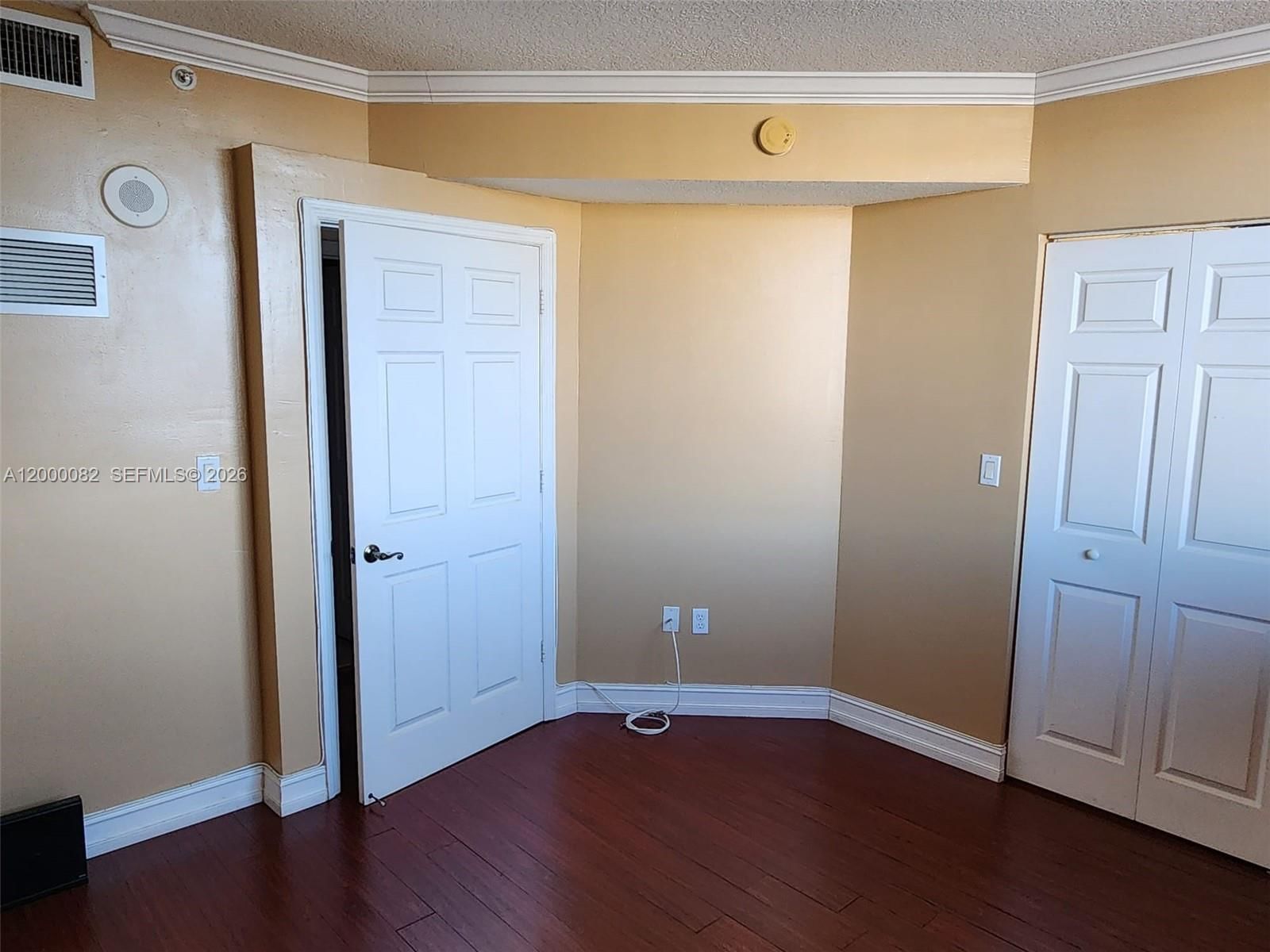 Real estate property located at 4242 2nd St #1202, Miami-dade, Keystone Park Condo, Miami, FL