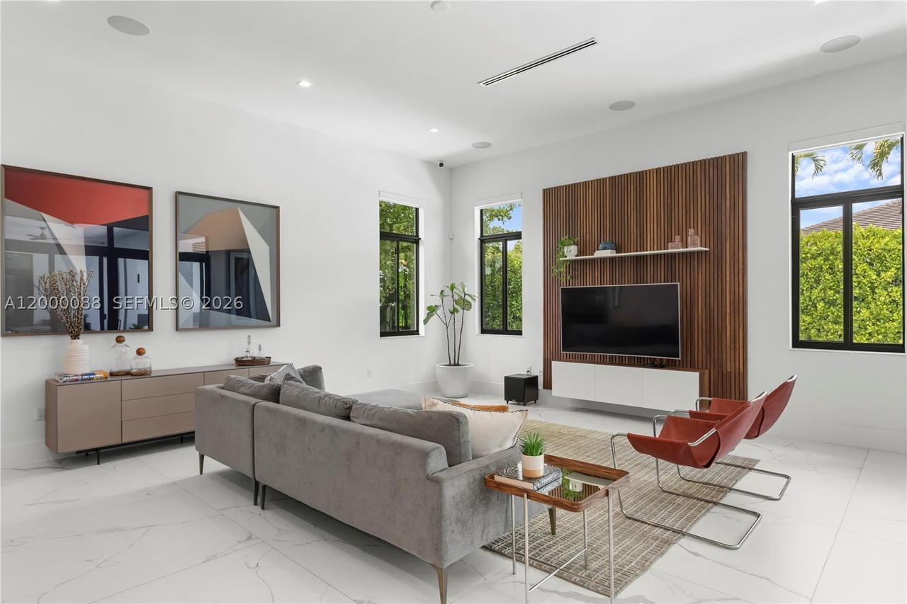 Real estate property located at 10251 136th St, Miami-dade, West Grove Estates, Miami, FL