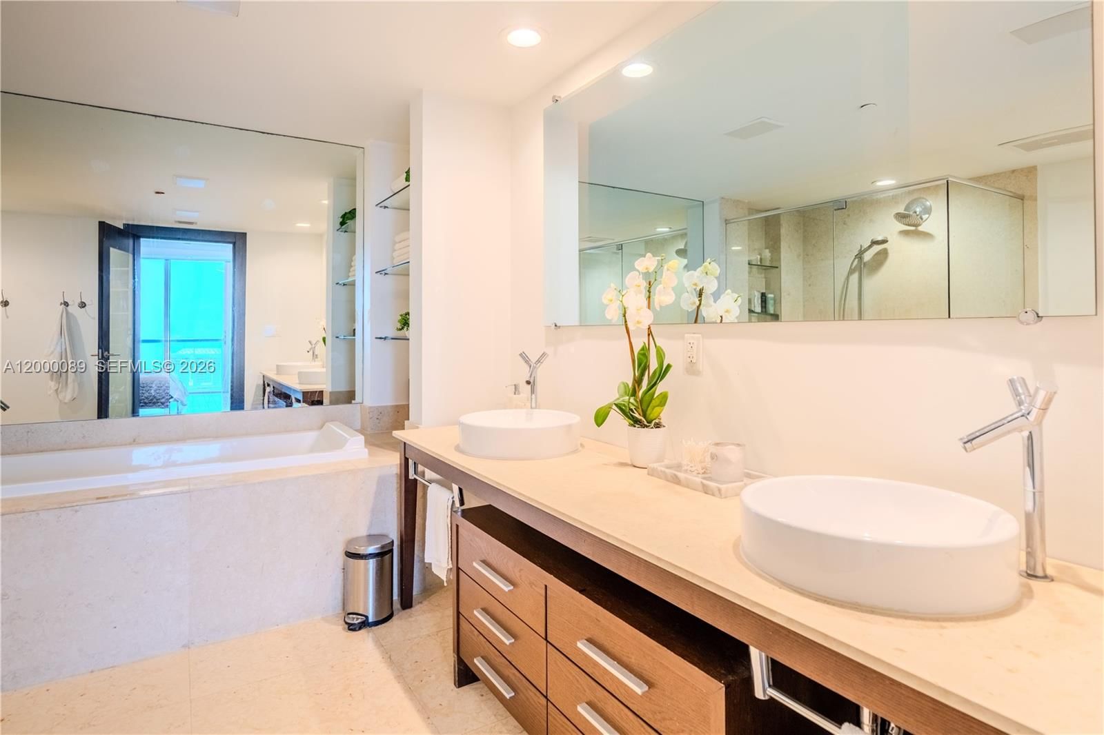 Real estate property located at 495 Brickell Ave PH-5703, Miami-dade, Icon Brickell No Two, Miami, FL