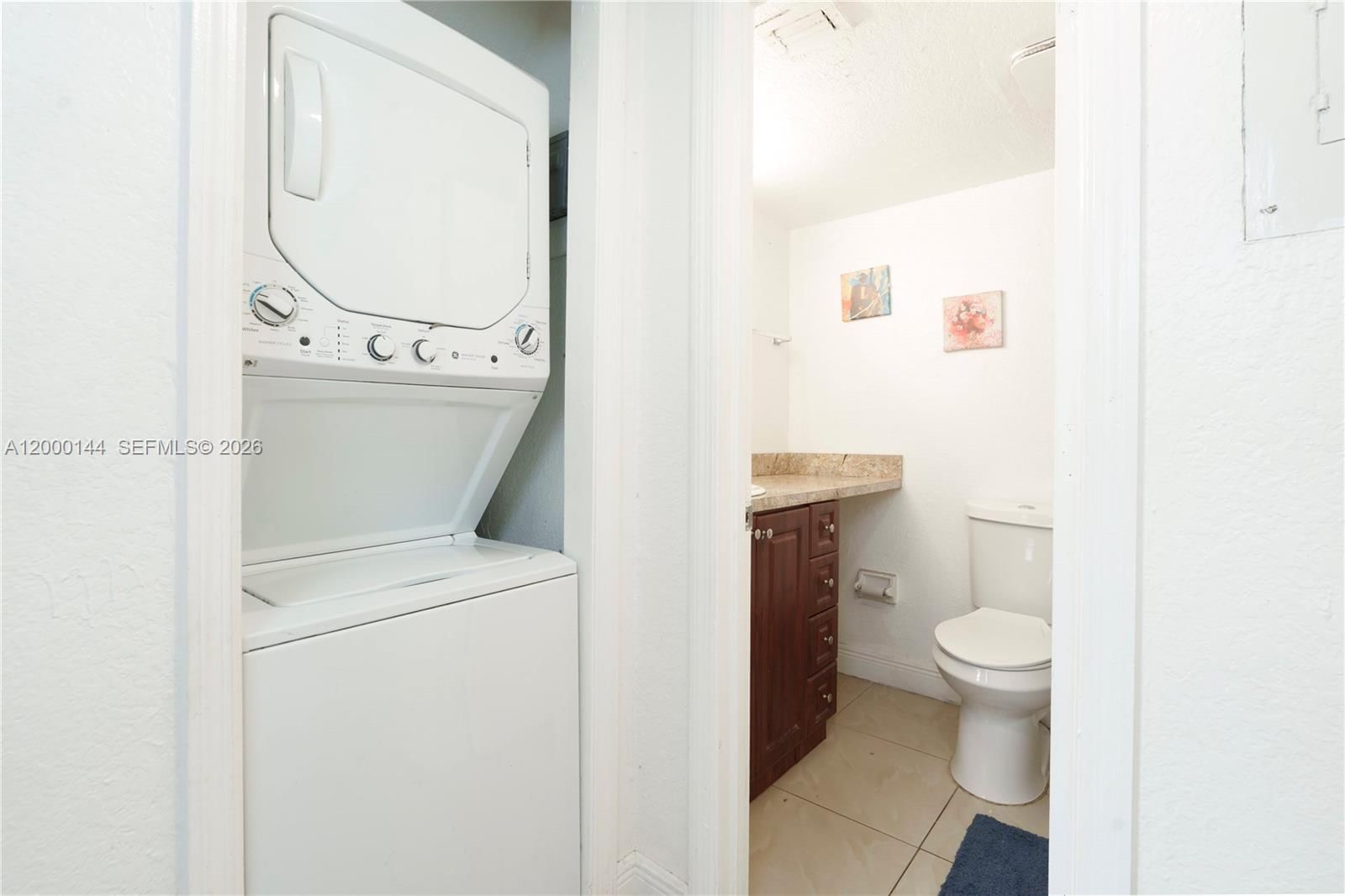 Real estate property located at 8003 6th Ave M, Miami-dade, Los Palacios By Miami Lak, Hialeah, FL