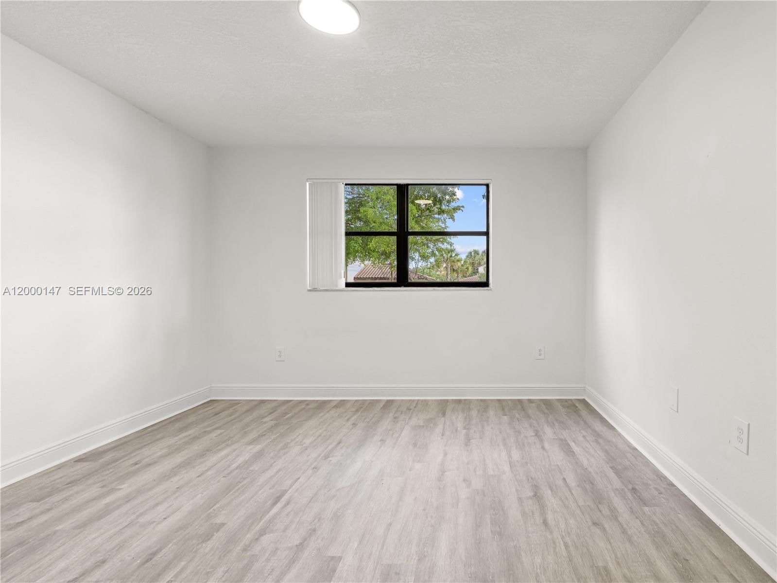 Real estate property located at 9821 Nob Hill Ct #9821, Broward, Villas De Venezia Condo, Sunrise, FL