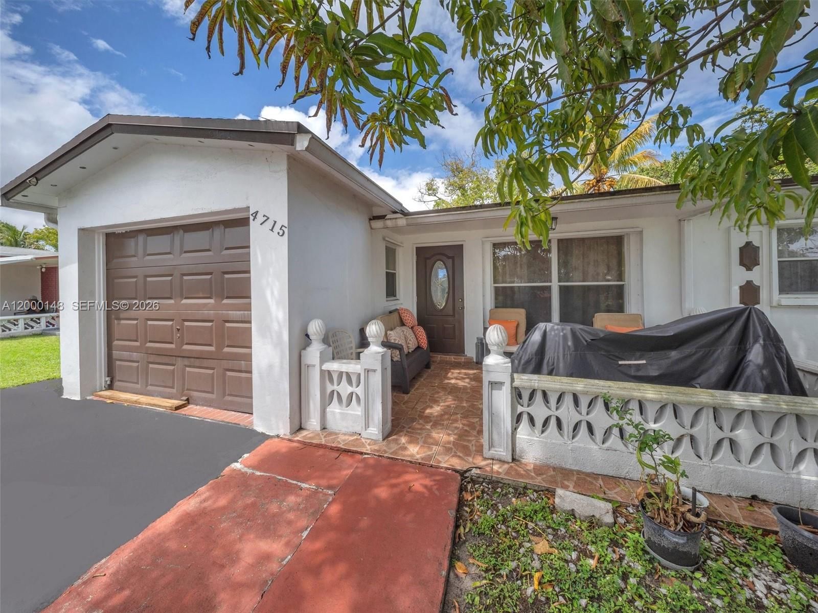 Real estate property located at 4715 43rd St, Broward, Oakland Estates 2nd Sec, Lauderdale Lakes, FL