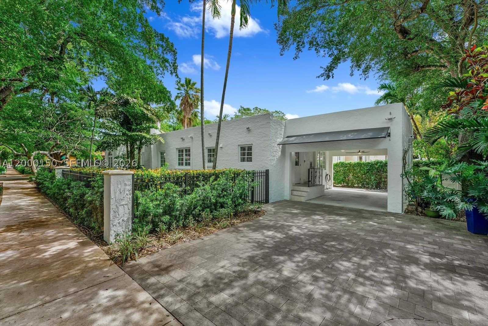 Real estate property located at 1102 Genoa St, Miami-dade, Coral Gables Granada Sec, Coral Gables, FL
