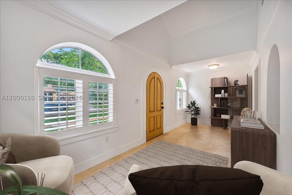 Real estate property located at 1102 Genoa St, Miami-dade, Coral Gables Granada Sec, Coral Gables, FL
