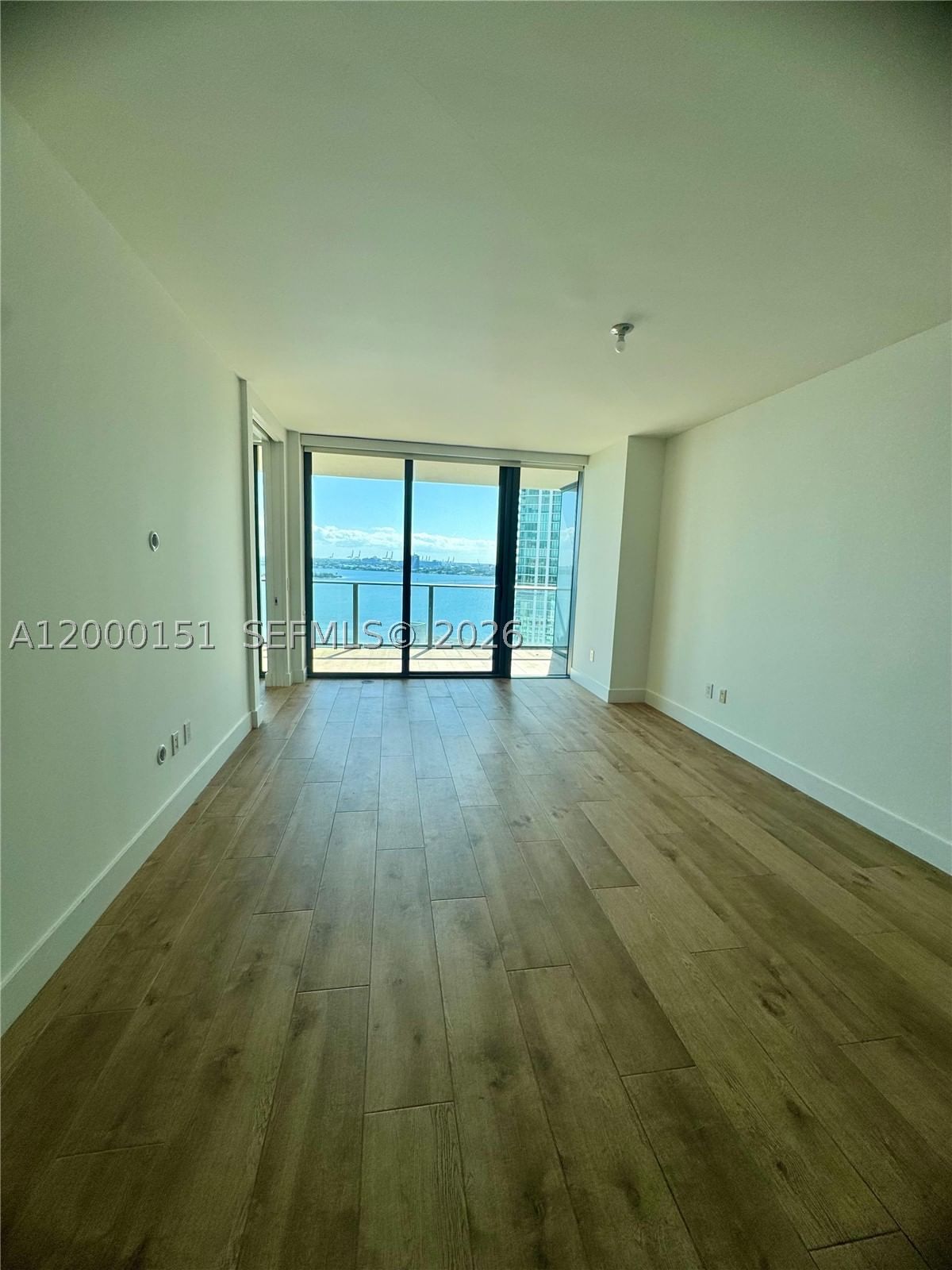 Real estate property located at 650 32 street #1805, Miami-dade, Paraiso Bay Condo, Miami, FL