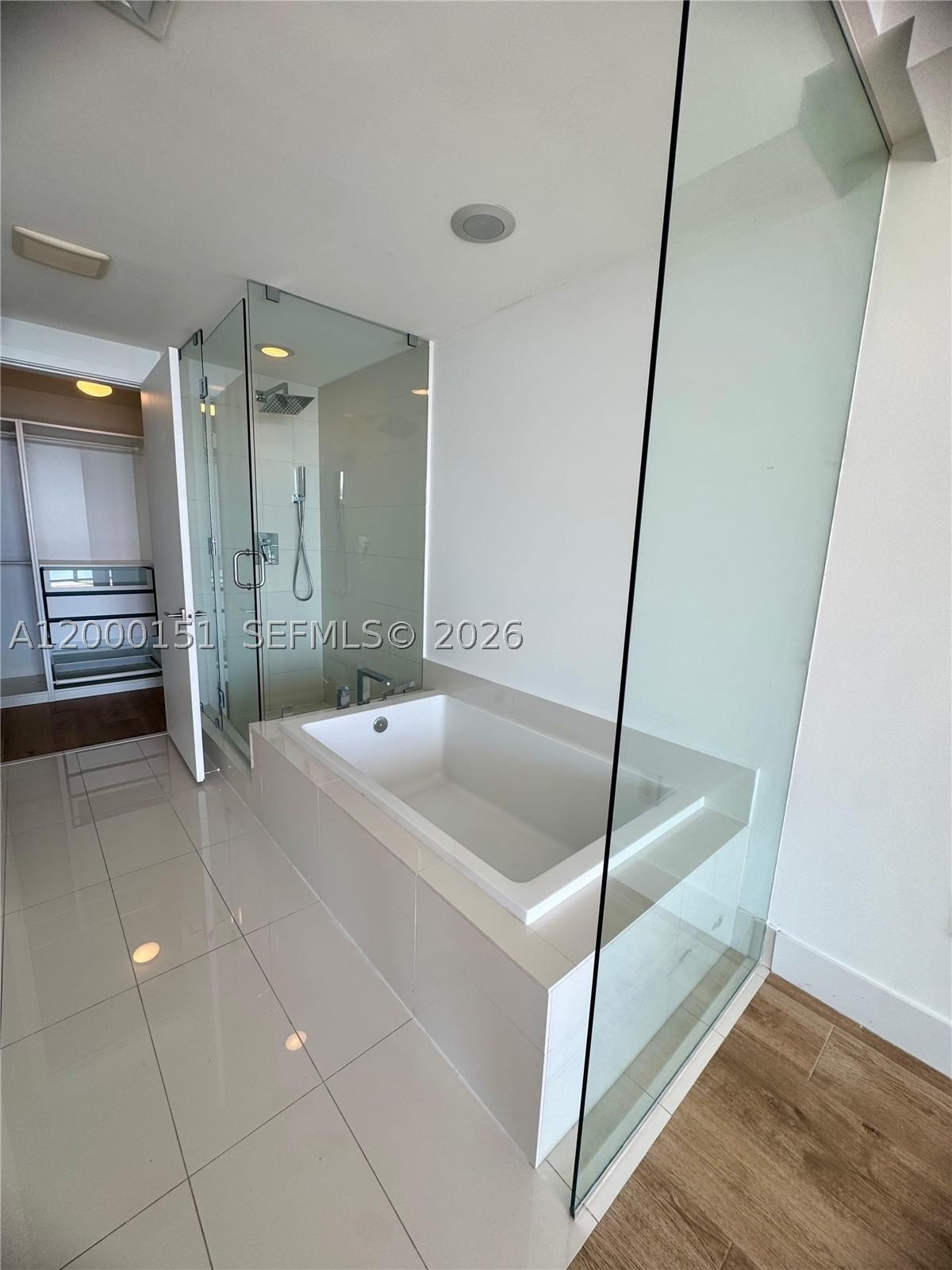 Real estate property located at 650 32 street #1805, Miami-dade, Paraiso Bay Condo, Miami, FL