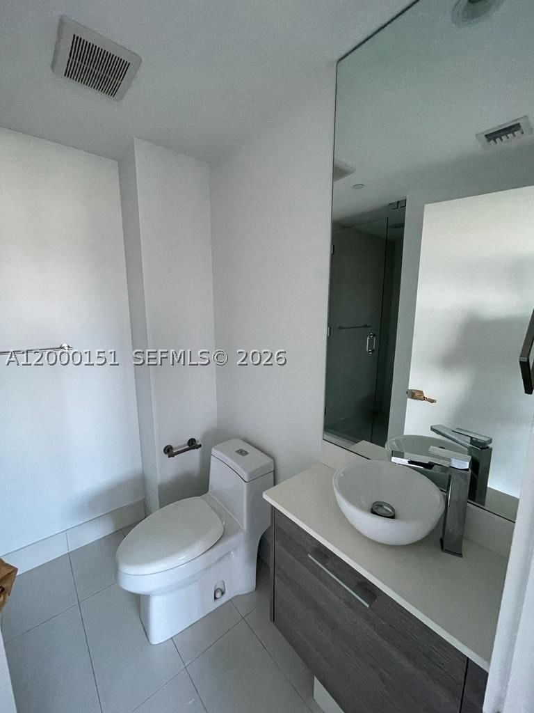 Real estate property located at 650 32 street #1805, Miami-dade, Paraiso Bay Condo, Miami, FL