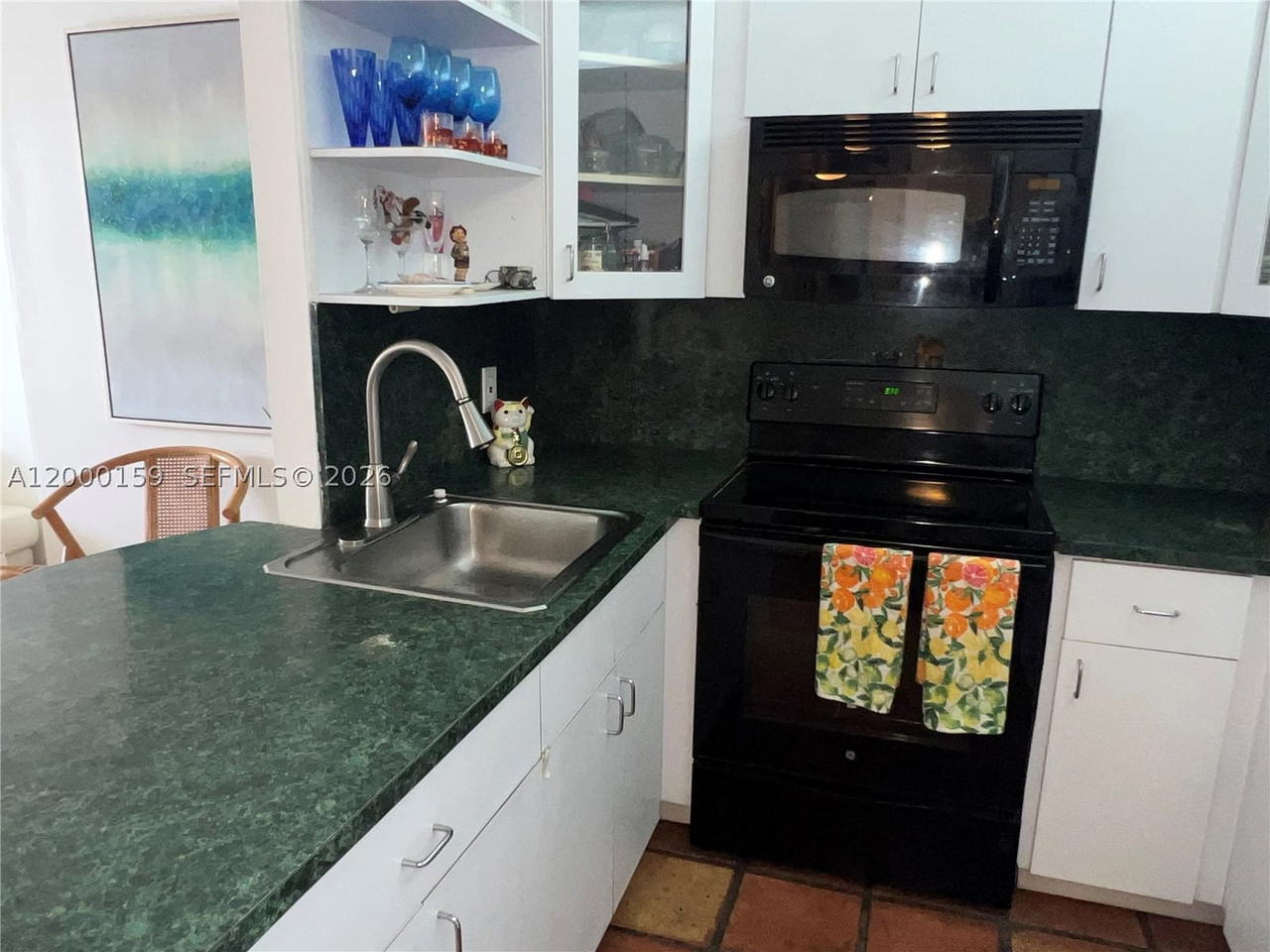 Real estate property located at 345 Ocean Dr #303, Miami-dade, Ocean Point Condo, Miami Beach, FL