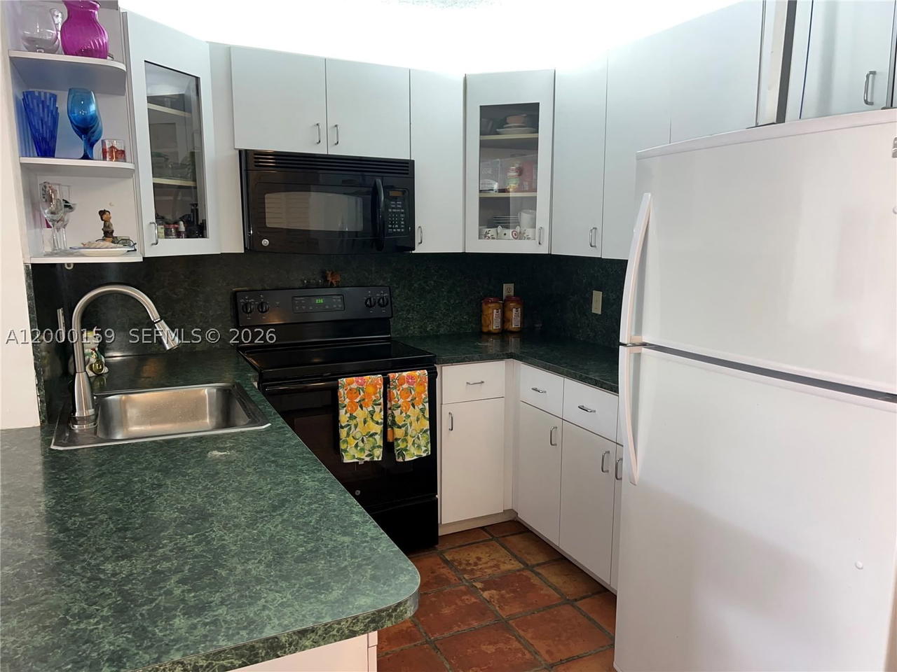 Real estate property located at 345 Ocean Dr #303, Miami-dade, Ocean Point Condo, Miami Beach, FL