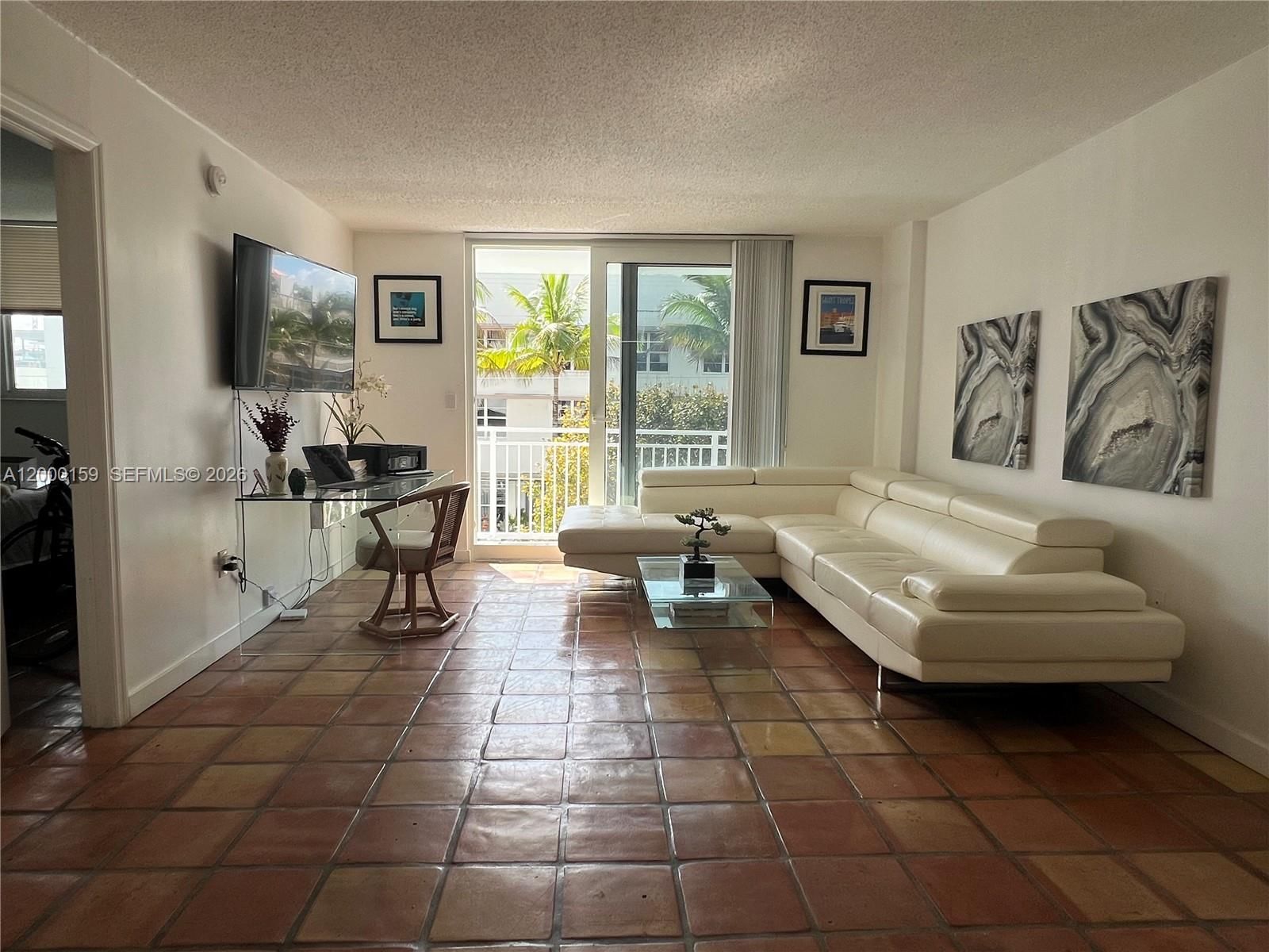 Real estate property located at 345 Ocean Dr #303, Miami-dade, Ocean Point Condo, Miami Beach, FL