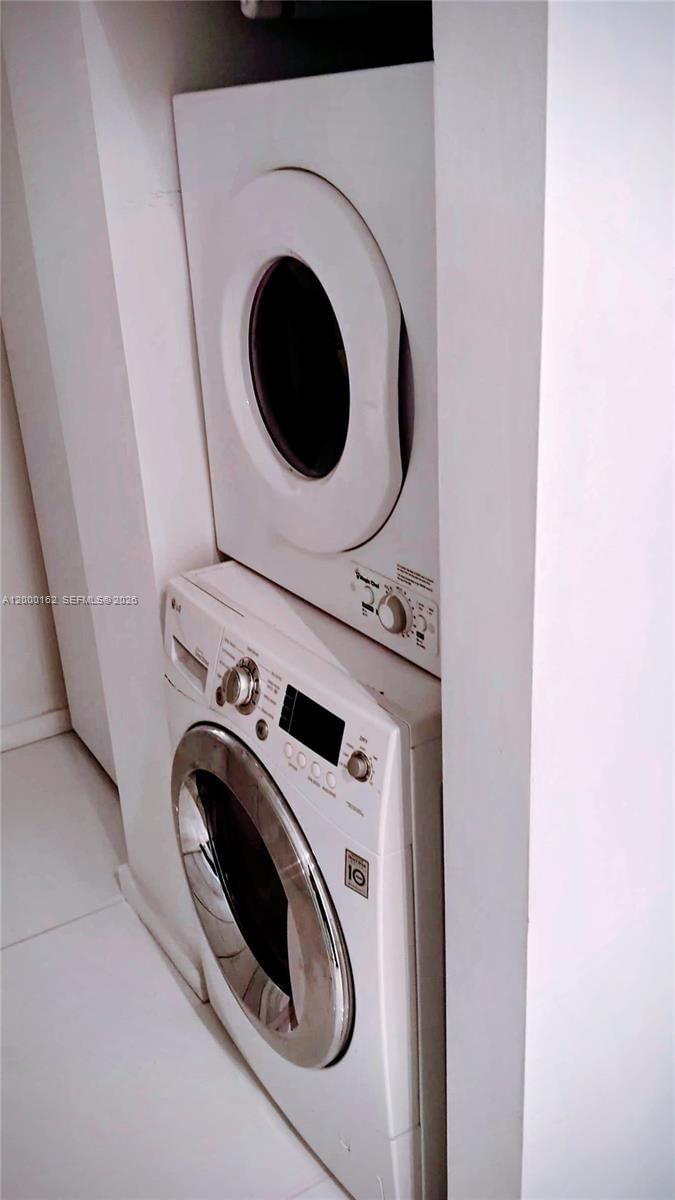 Real estate property located at 798 Crandon Blvd #55-B, Miami-dade, Le Phare Key Biscayne Con, Key Biscayne, FL