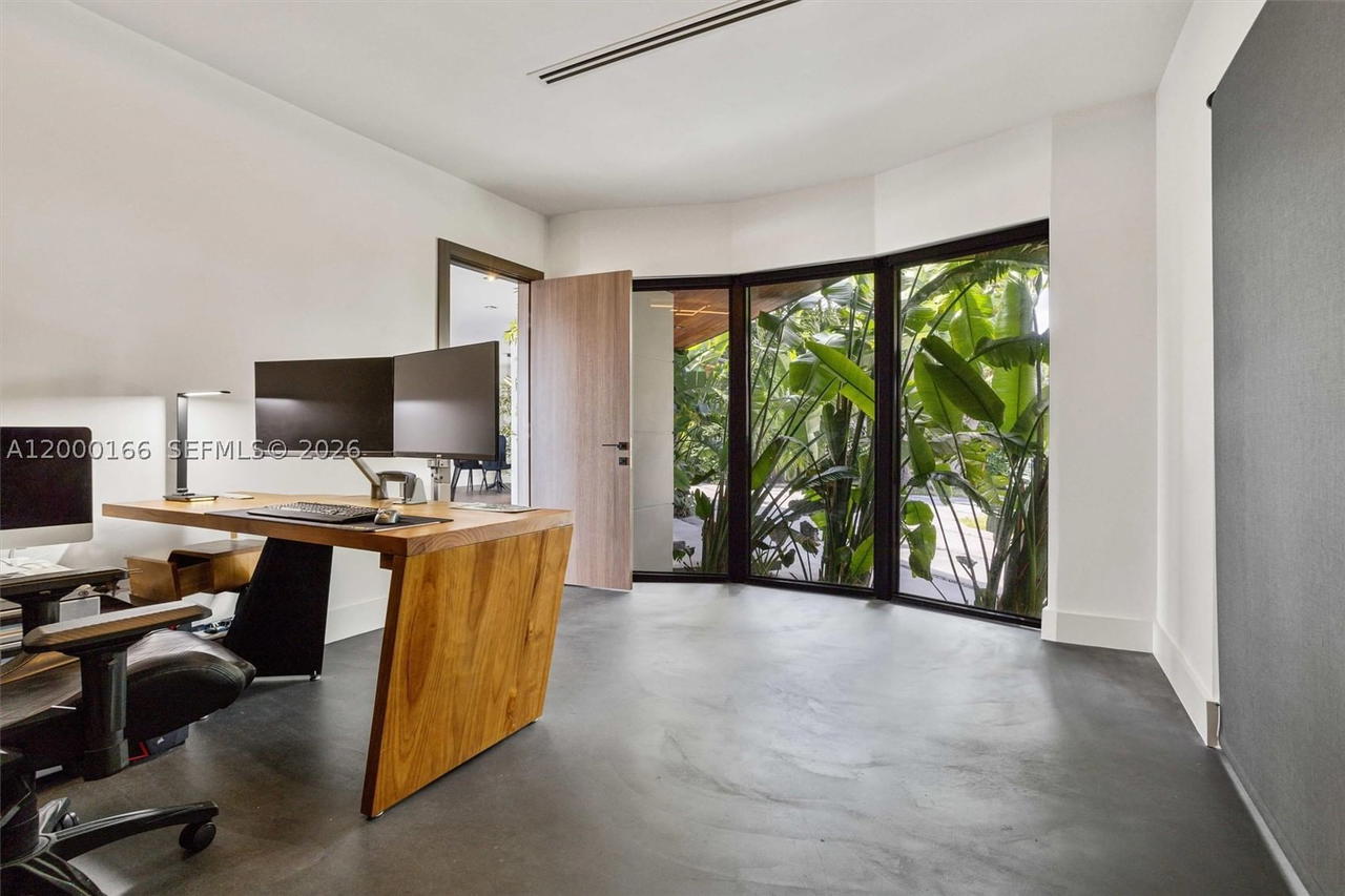 Real estate property located at 1982 119th Rd, Miami-dade, Sans Souci Estates, North Miami, FL