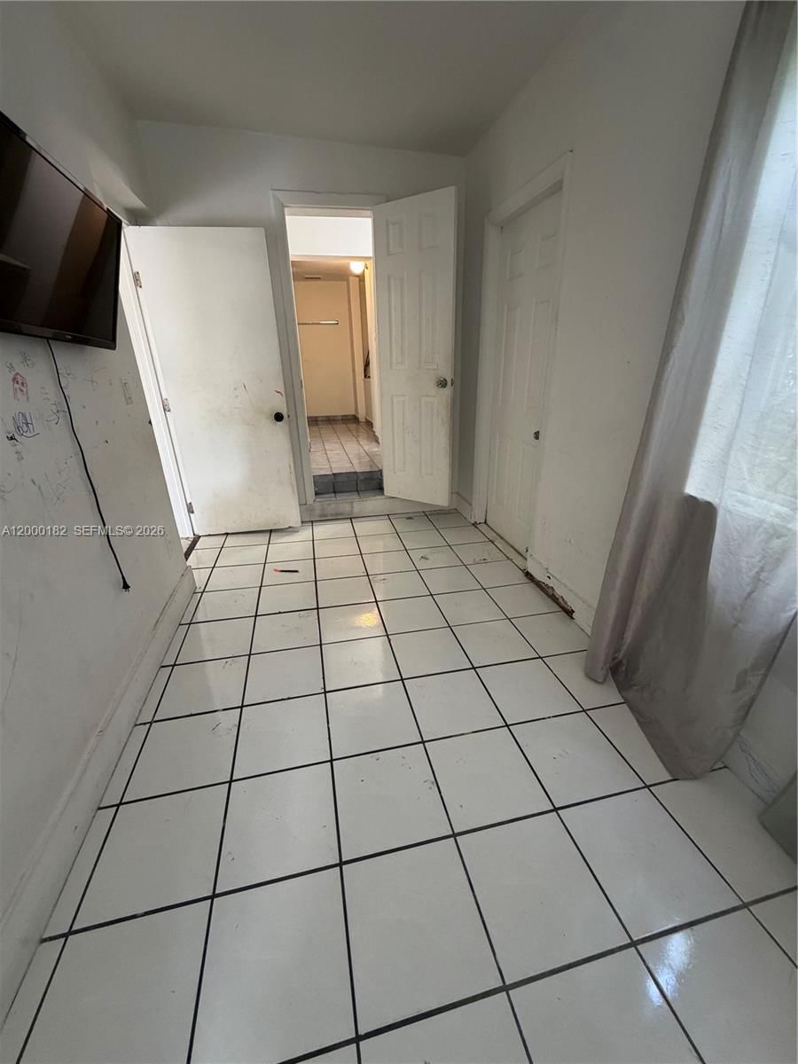 Real estate property located at 2770 33rd Ave, Miami-dade, Silver Bluff Gardens, Miami, FL