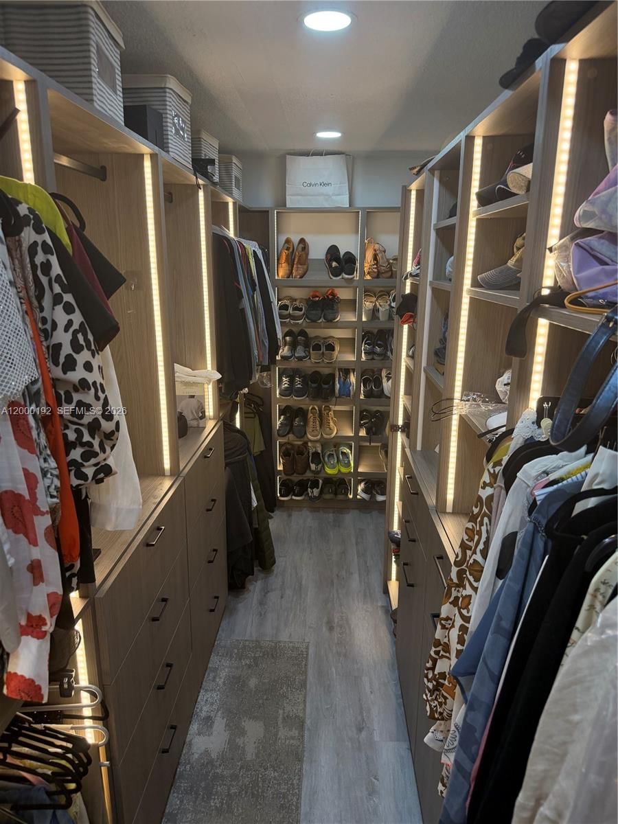 Real estate property located at 15705 7th Pl, Broward, New River Estates Section, Sunrise, FL